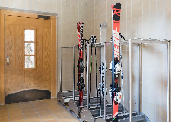 ホテル ペンション ゾンライテン