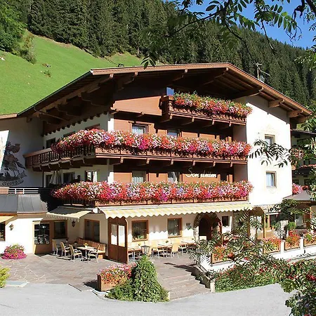 Hotel Sonnleiten Tux